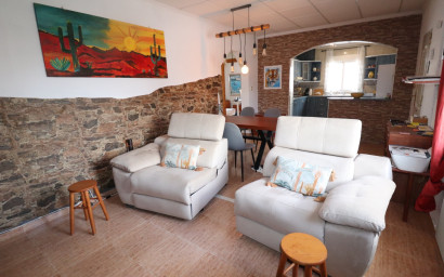 Resale - Villa -
Fortuna - FORTUNA