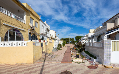 Revente - Maison mitoyenne -
Torrevieja - La Siesta