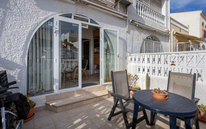 Revente - Maison mitoyenne -
Torrevieja - La Siesta