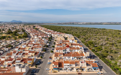 Revente - Maison mitoyenne -
Torrevieja - La Siesta