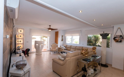 Resale - Apartment -
Orihuela Costa - Los Dolses