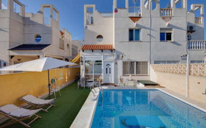 Resale - Townhouse -
Torrevieja - La Siesta - El Salado - Torreta