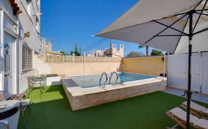 Resale - Townhouse -
Torrevieja - La Siesta - El Salado - Torreta