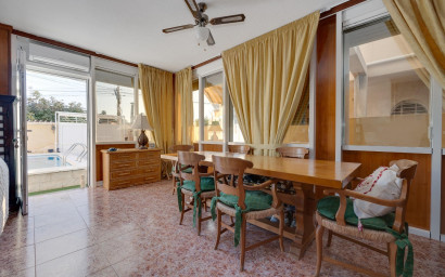 Resale - Townhouse -
Torrevieja - La Siesta - El Salado - Torreta
