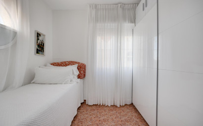 Resale - Townhouse -
Torrevieja - La Siesta - El Salado - Torreta