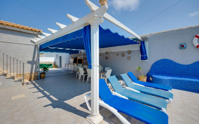 Resale - Villa -
Orihuela Costa - La Regia