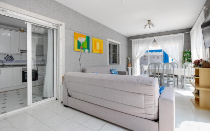 Resale - Villa -
Orihuela Costa - La Regia