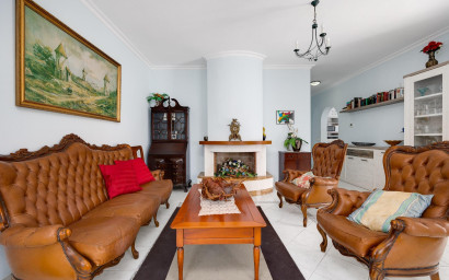 Resale - Villa -
Orihuela Costa - La Regia