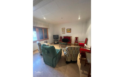 Resale - Townhouse -
Pinoso - Pinoso Alicante