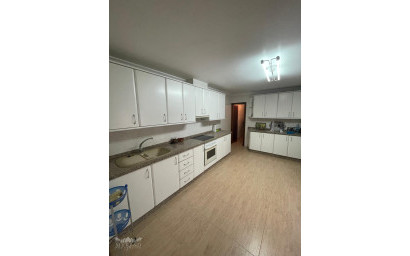Resale - Townhouse -
Pinoso - Pinoso Alicante
