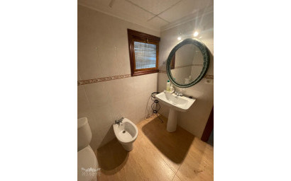 Resale - Townhouse -
Pinoso - Pinoso Alicante