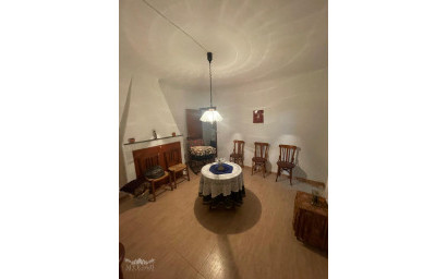 Resale - Townhouse -
Pinoso - Pinoso Alicante