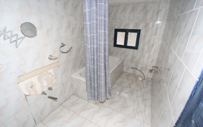 Herverkoop - Landhuis -
Monovar