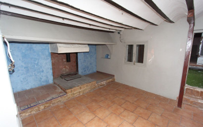 Herverkoop - Landhuis -
Monovar