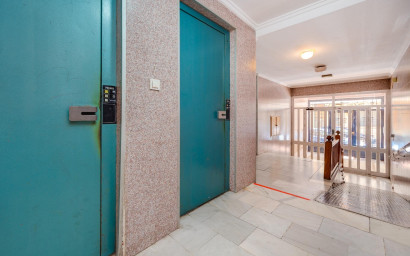 Herverkoop - Penthouse -
Torrevieja - Centro