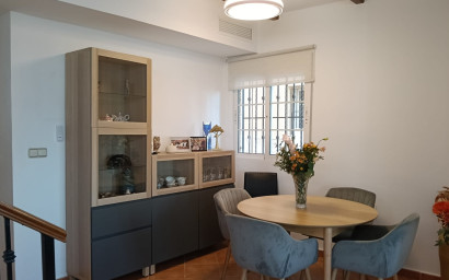 Resale - Villa -
Los Montesinos - La Herrada