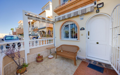 Resale - Townhouse -
Orihuela Costa - La Florida