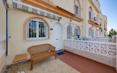 Resale - Townhouse -
Orihuela Costa - La Florida