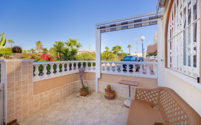 Resale - Townhouse -
Orihuela Costa - La Florida