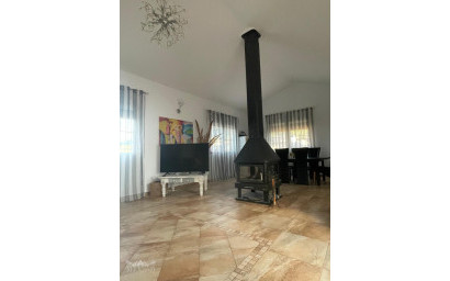 Resale - Villa -
Pinoso - Pinoso Alicante
