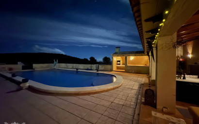 Resale - Villa -
Pinoso - Pinoso Alicante