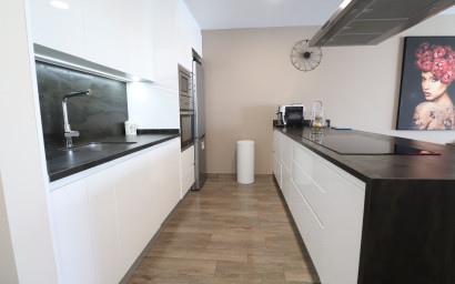 Resale - Townhouse -
Daya Vieja - Daya Vieja - Town