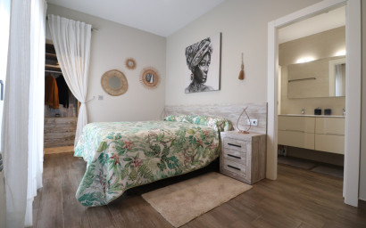 Resale - Townhouse -
Daya Vieja - Daya Vieja - Town