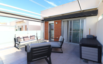 Resale - Townhouse -
Daya Vieja - Daya Vieja - Town