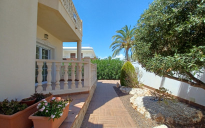 Herverkoop - Villa -
Cabo Roig