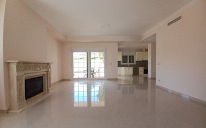 Herverkoop - Villa -
Cabo Roig