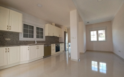 Herverkoop - Villa -
Cabo Roig