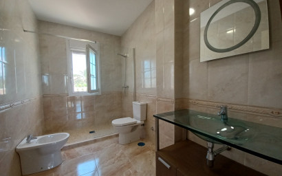 Herverkoop - Villa -
Cabo Roig