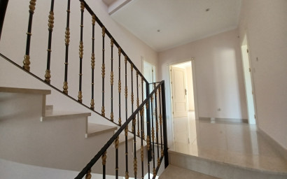 Herverkoop - Villa -
Cabo Roig