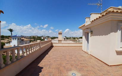 Herverkoop - Villa -
Cabo Roig