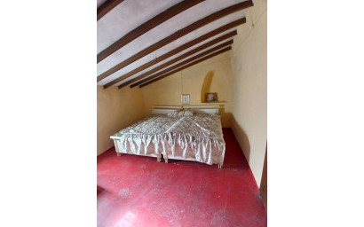 Revente - Maison de campagne -
Caudete