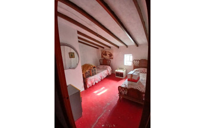 Revente - Maison de campagne -
Caudete