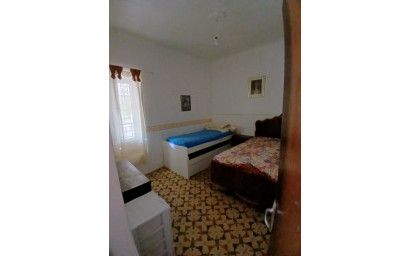 Revente - Maison de campagne -
Caudete