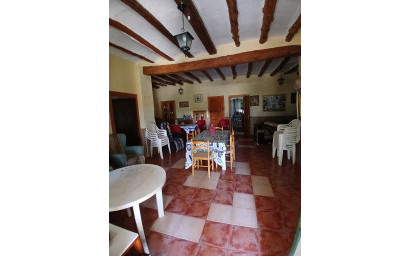 Revente - Maison de campagne -
Caudete