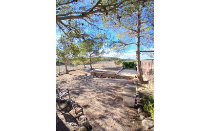 Revente - Maison de campagne -
Caudete