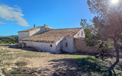 Herverkoop - Landhuis -
Caudete