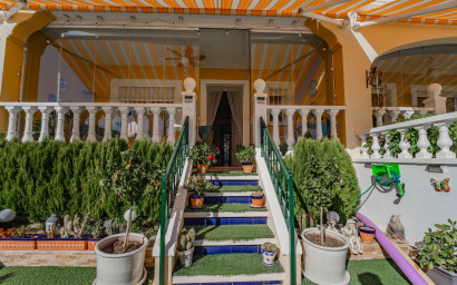 Herverkoop - Herenhuis -
Ciudad Quesada - Lo Marabú