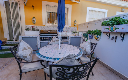 Herverkoop - Herenhuis -
Ciudad Quesada - Lo Marabú