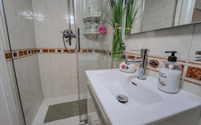 Herverkoop - Herenhuis -
Ciudad Quesada - Lo Marabú