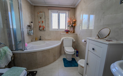 Herverkoop - Herenhuis -
Ciudad Quesada - Lo Marabú