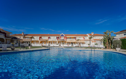 Herverkoop - Herenhuis -
Ciudad Quesada - Lo Marabú