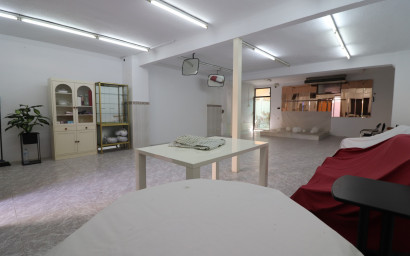 Resale - Commercial -
Benijofar - Benijofar - Village