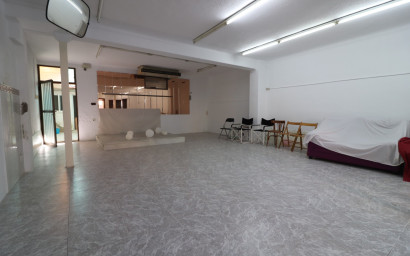 Resale - Commercial -
Benijofar - Benijofar - Village