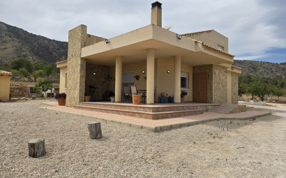 Resale - Villa -
Salinas