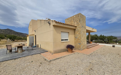 Resale - Villa -
Salinas