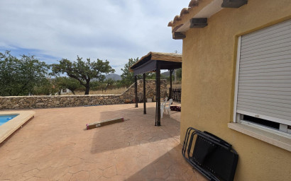 Resale - Villa -
Salinas